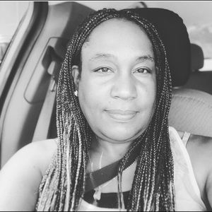 Meet your Posher, Latanya